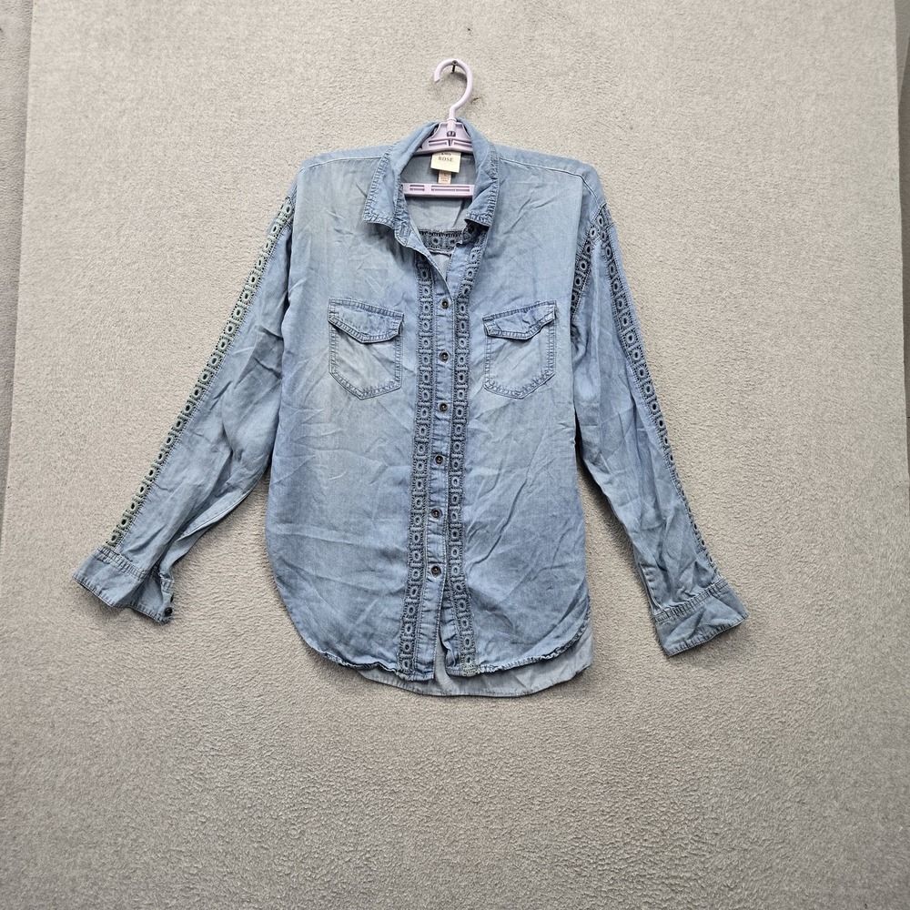Knox Rose Women Button Up Shirt L Light Blue Chambray Crochet Boho Long Sleeve